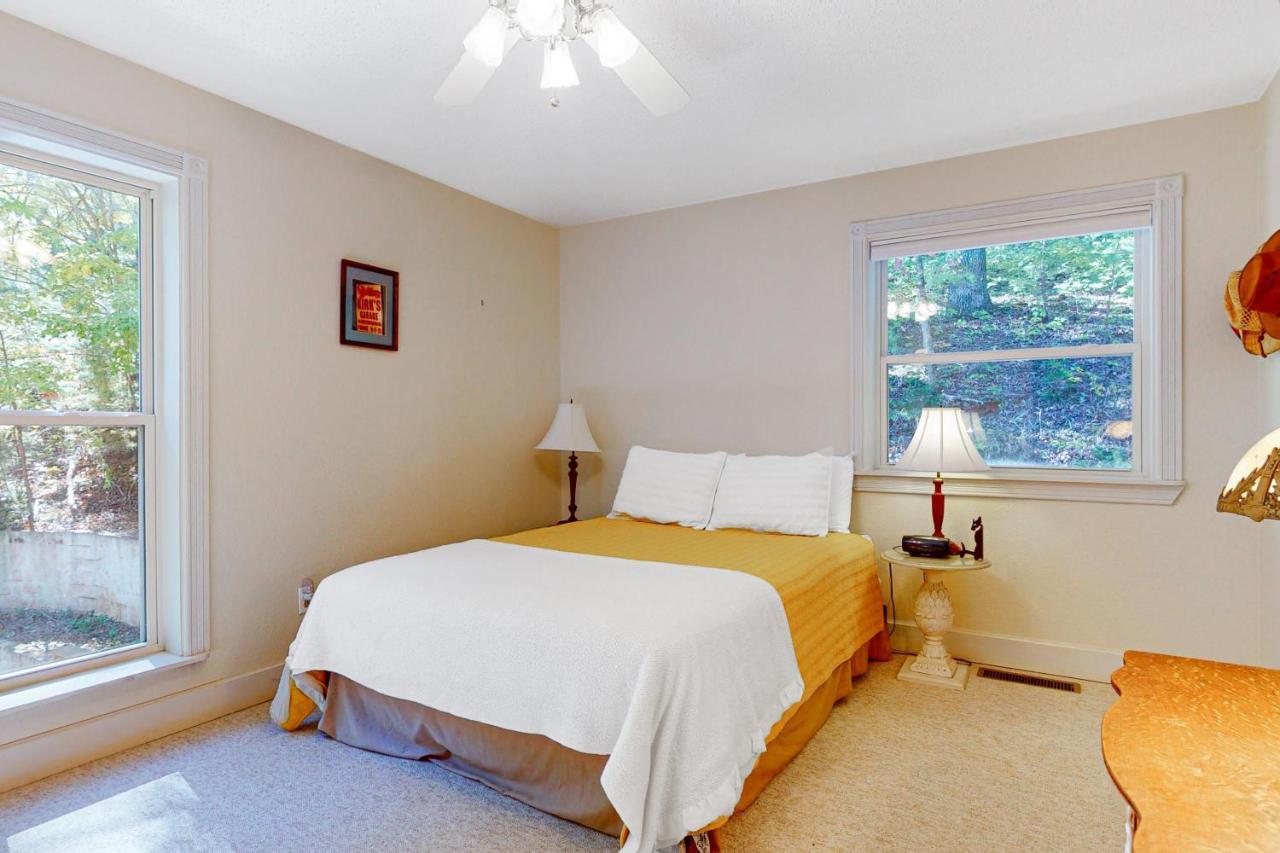 Doe Heights Chalet Batesville Extérieur photo